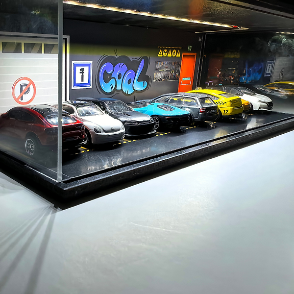Diorama Garaj 1/64 Ölçek 8, LED Işıklı USB Kablolu Model Araba Pleksi Kapaklı Dekoratif Vitrin