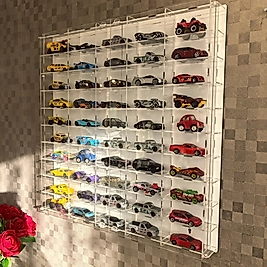 Pleksi Kapaklı 1:64 Metal Arabalarla Uyumlu,Akrilik Oyuncak 50 araçlık Pleksi Araba Vitrini, Rafı Beyaz-Şeffaf