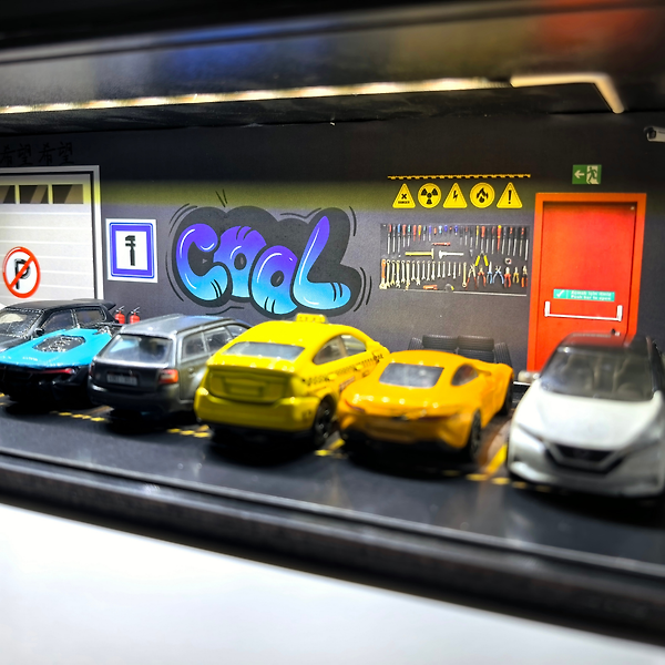 Diorama Garaj 1/64 Ölçek 8, LED Işıklı USB Kablolu Model Araba Pleksi Kapaklı Dekoratif Vitrin