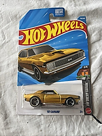 HOT WHEELS - 67 Camaro - Hw Dream Garage