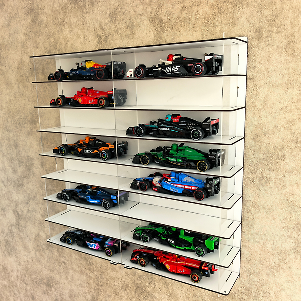 Beyaz-Formula Araç Vitrini Duvar Rafı Model Araba Sergileme Pleksi Kapaklı Koleksiyon Vitrini 16 Araba 50x50 cm Dekoratif Düzenleyici