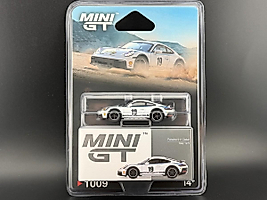 1009 Porche 911 Dakar