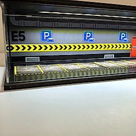Diorama Garaj 1/64 Ölçek 8, LED Işıklı USB Kablolu Model Araba Pleksi Kapaklı Dekoratif Vitrin